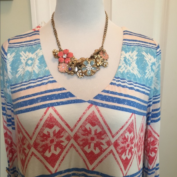 Pink Blush striped Coral/white/blue/pink v-neck - Picture 1 of 7